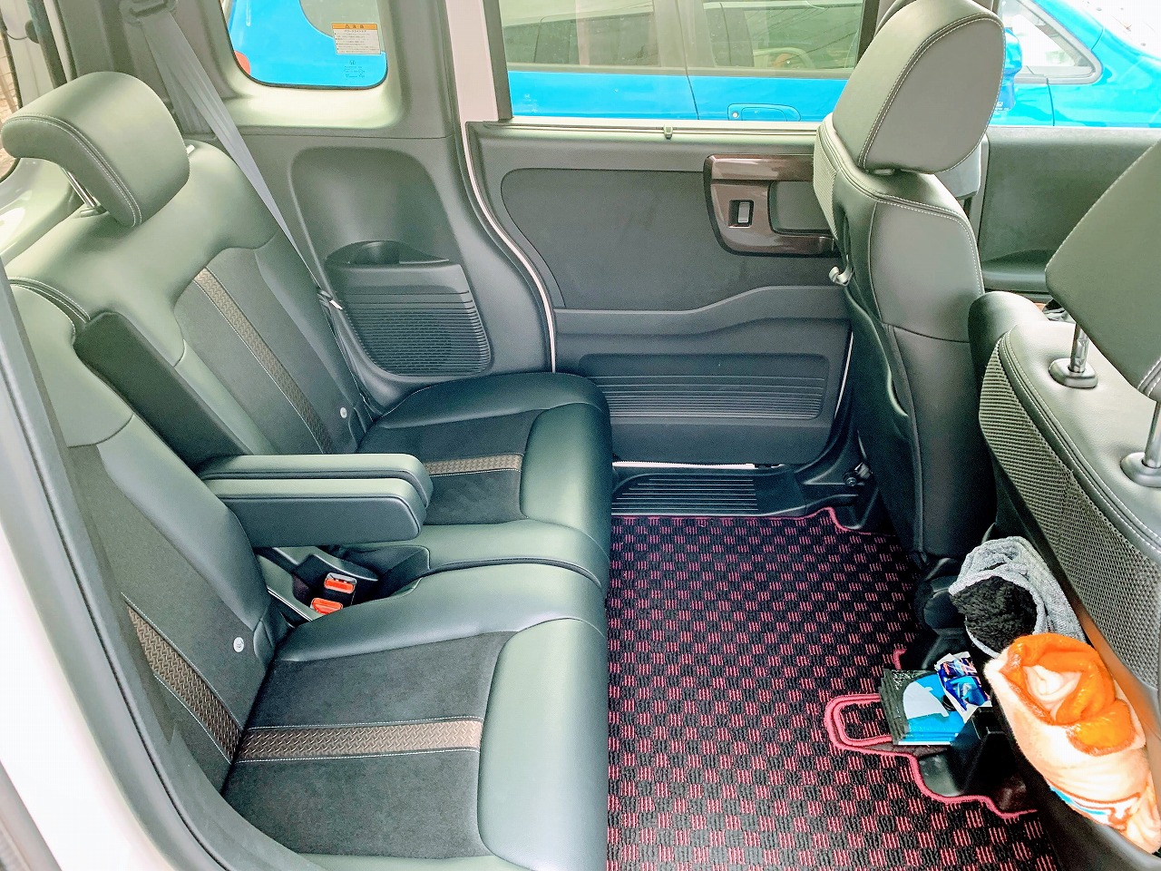 N Boxの後部座席の広さと快適性は初めて乗ると驚きますよね N Box For Life Honda N Box Customブログ