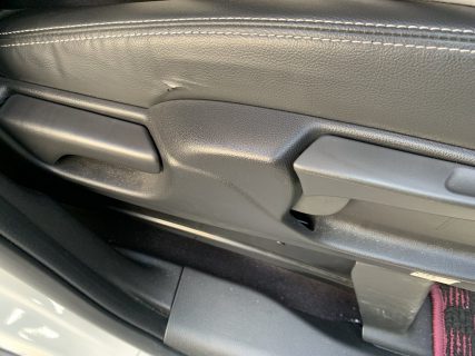 N-BOXカスタムターボ特有の運転席シート座面破れ保証交換(無償)の流れ。注意点など。