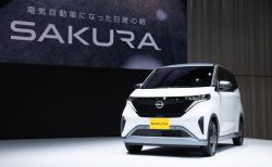 軽EV日産「サクラ」三菱「ekクロスEV」発表！実質価格は１８０万円台から(^^)